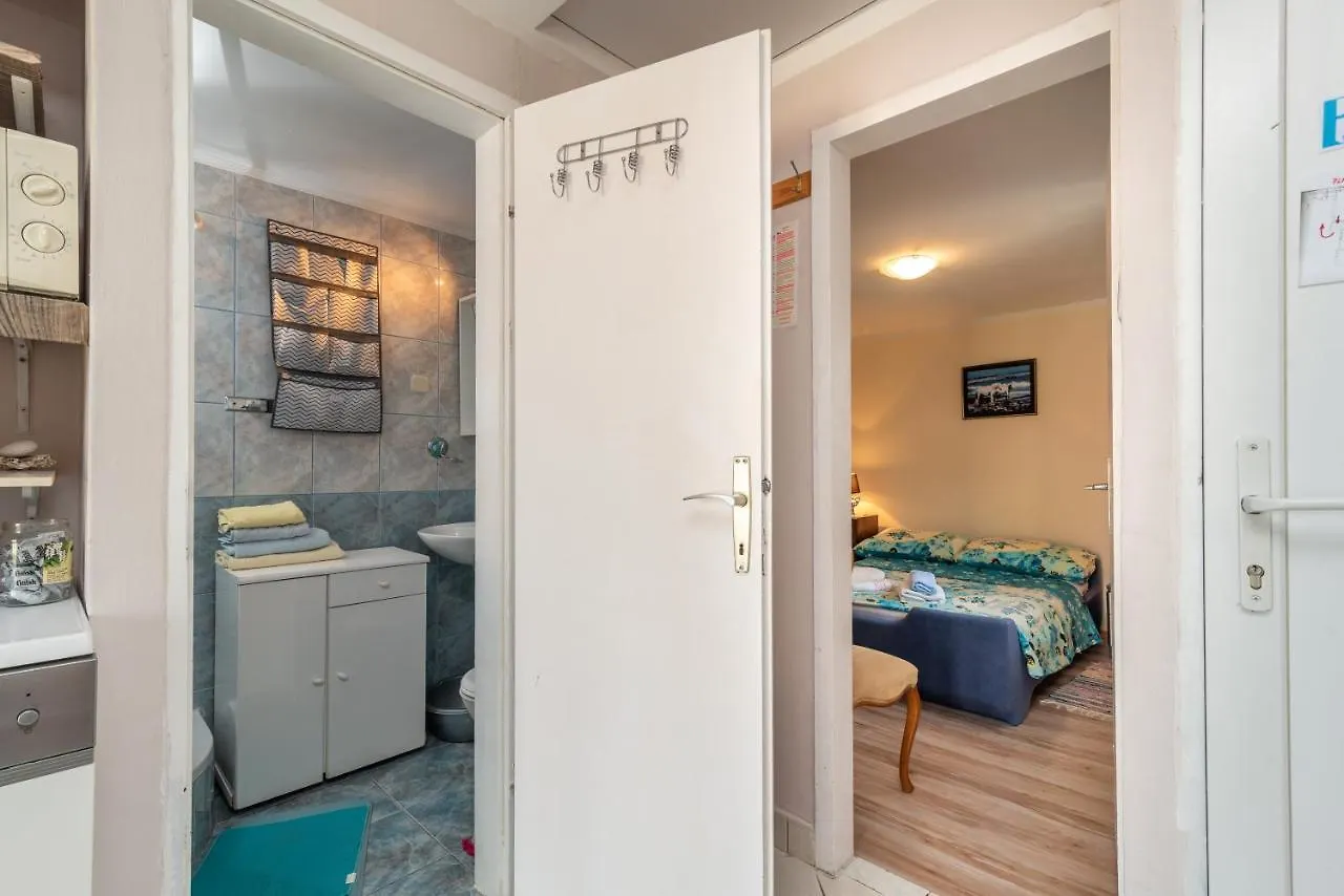 Apartmani Kate Trogir