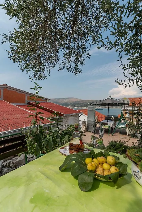 Apartmani Kate Trogir