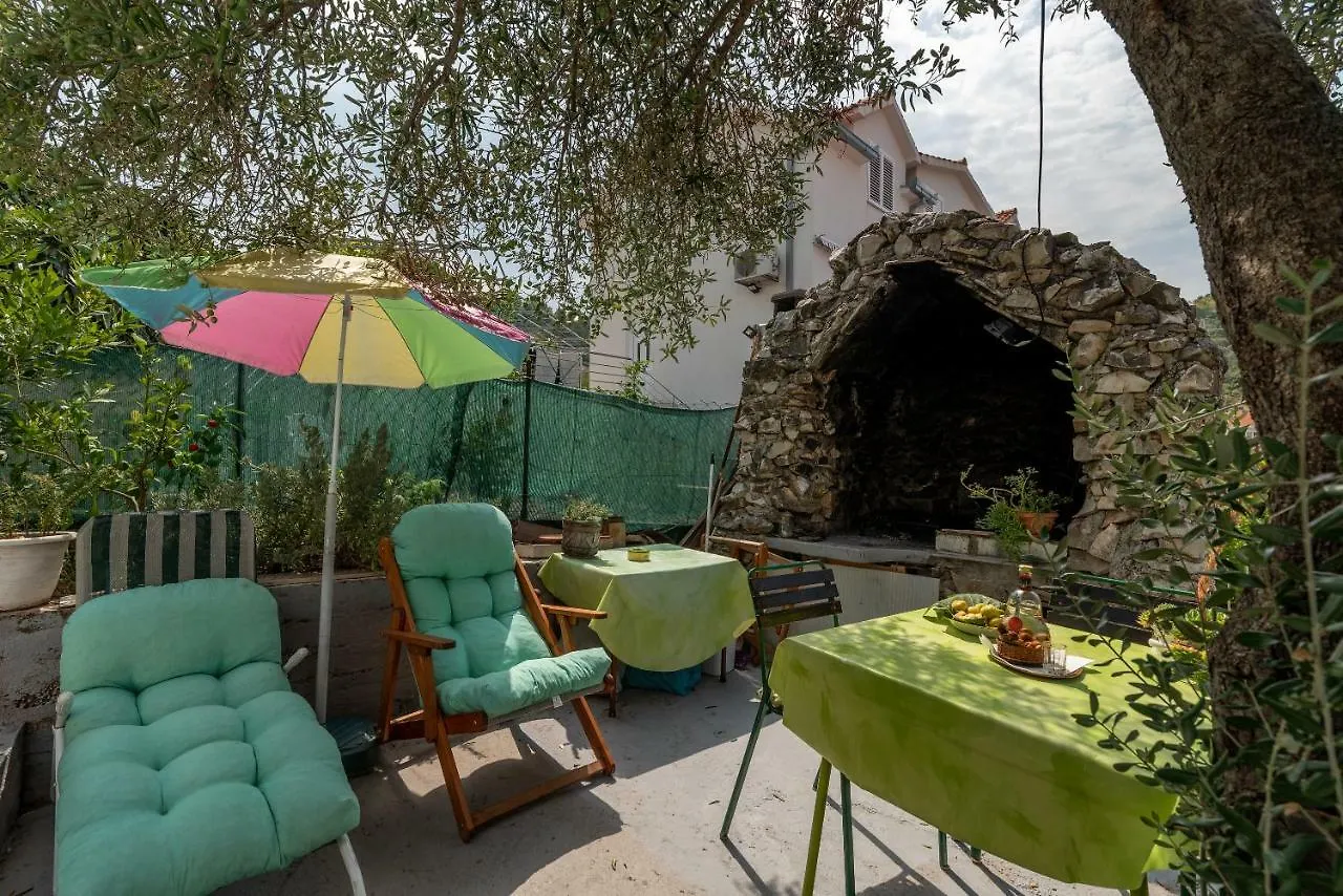 Apartmani Kate Trogir